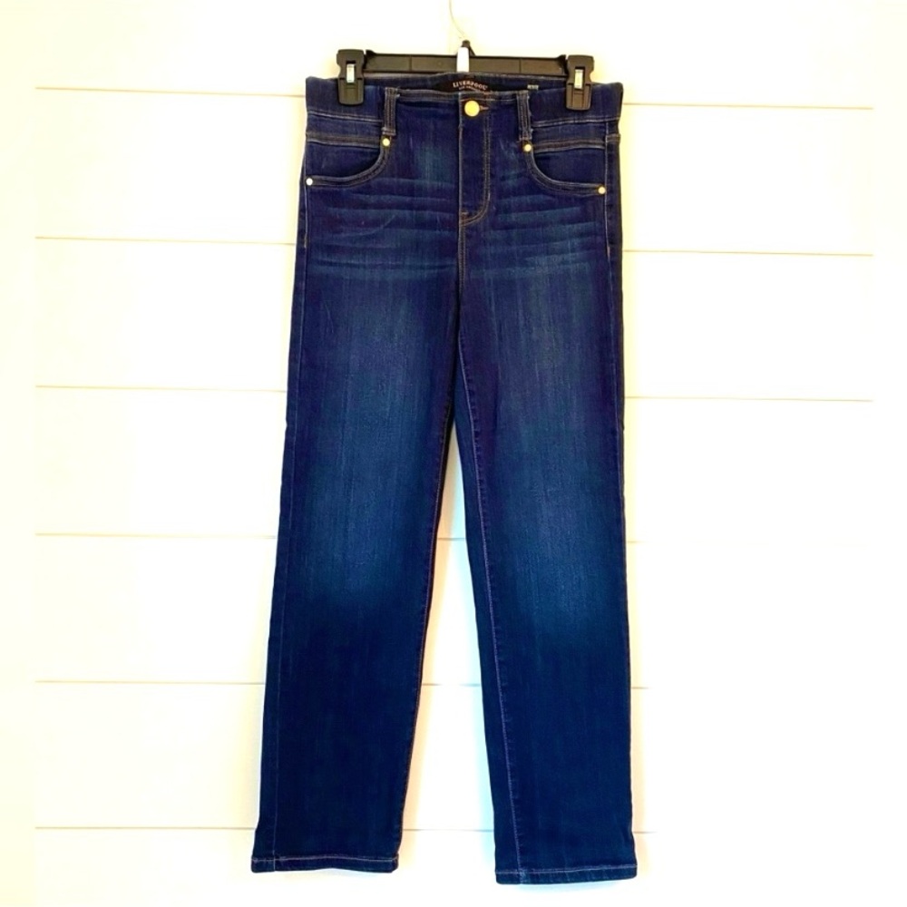 LIVERPOOL Los Angeles jeans. Fit: “The Slim” fit. Size: Petite 28/6.